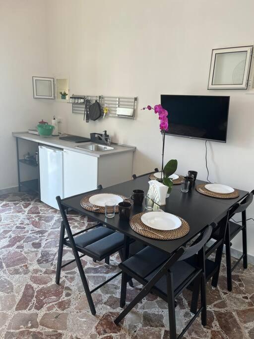 Casa Vacanze Piazza San Pietro Bari Bagian luar foto