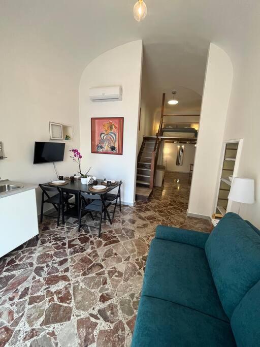 Casa Vacanze Piazza San Pietro Bari Bagian luar foto